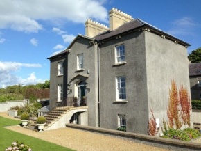 Coolmore Manor House