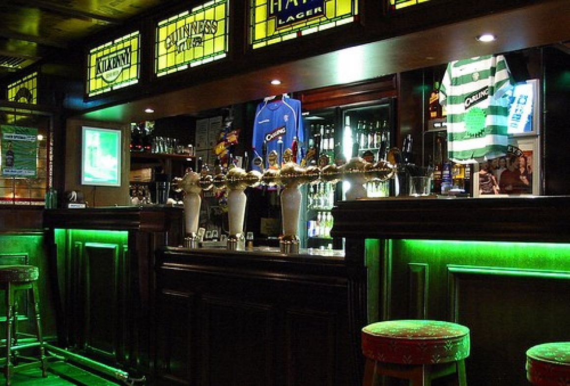 'gilhooleys irish bar' - Ireland
